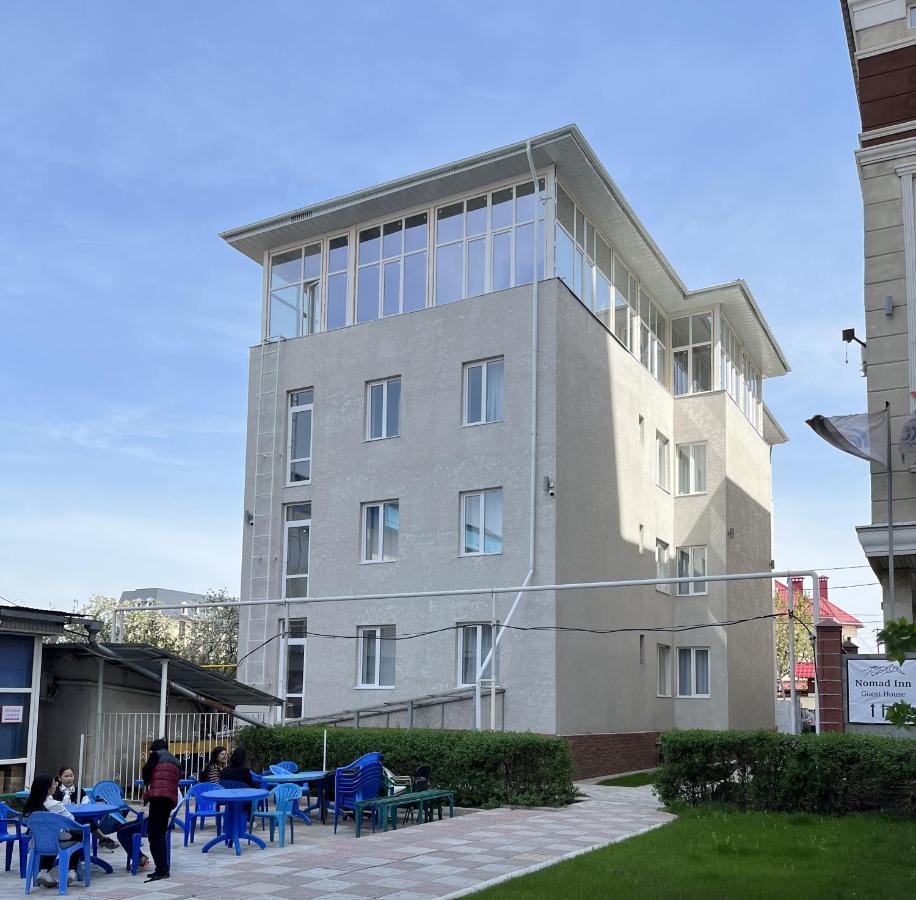 Nomad Inn Bishkek Ngoại thất bức ảnh