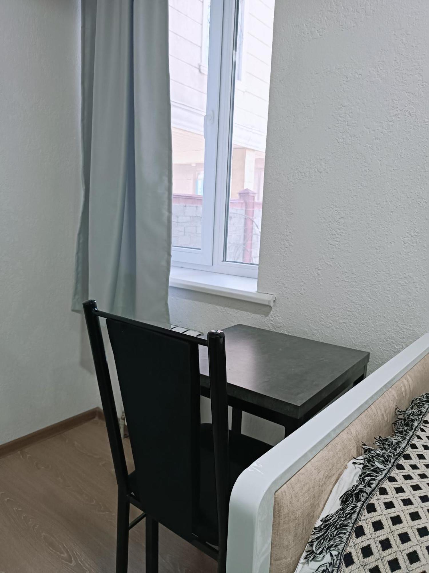 Nomad Inn Bishkek Ngoại thất bức ảnh